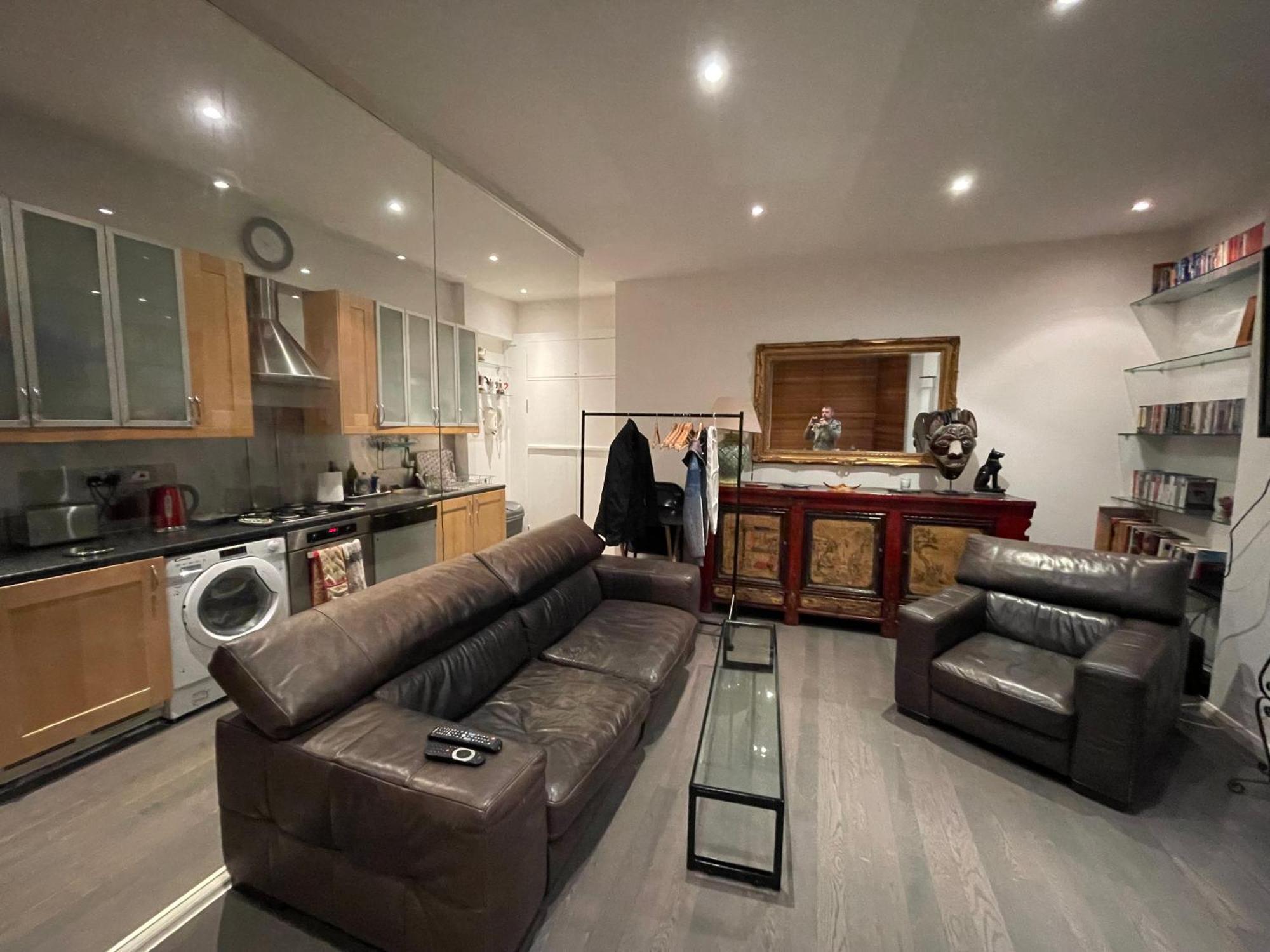 Apartment Large Flat In Kensington *