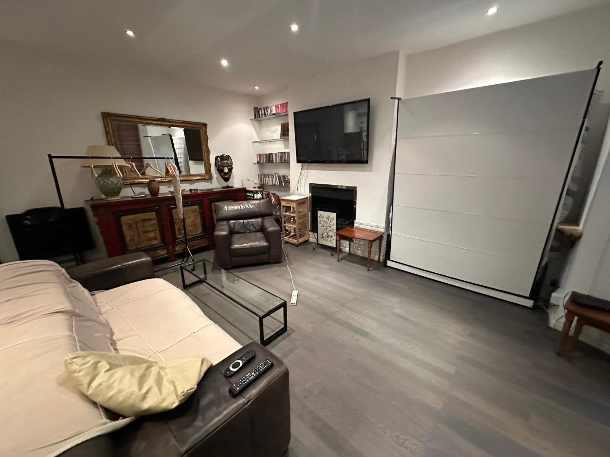Apartment Large Flat In Kensington *